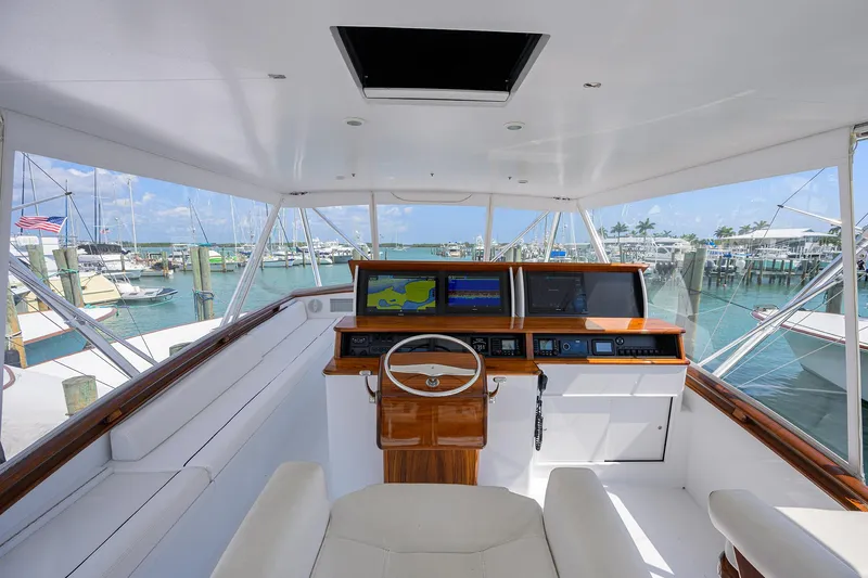 Base Camp Yacht Photos Pics Rybovich 62 Base Camp - Flybridge