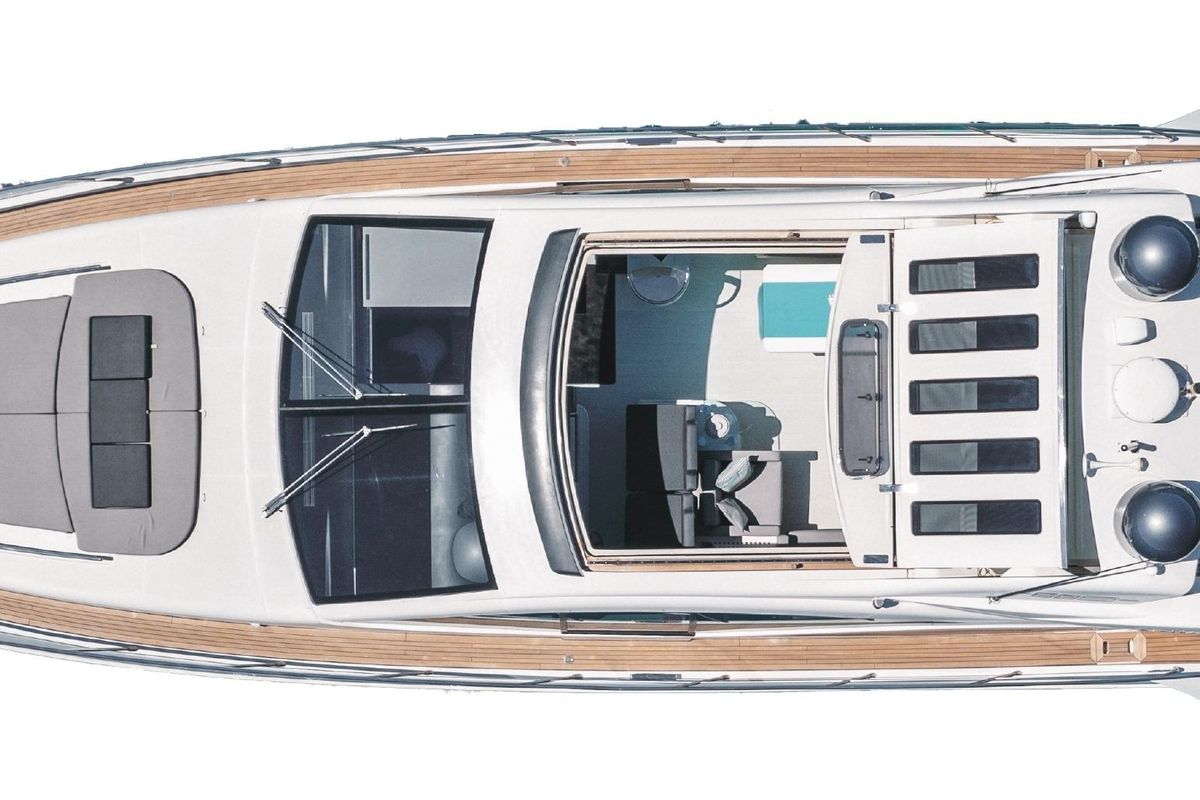 2007 Azimut 69 