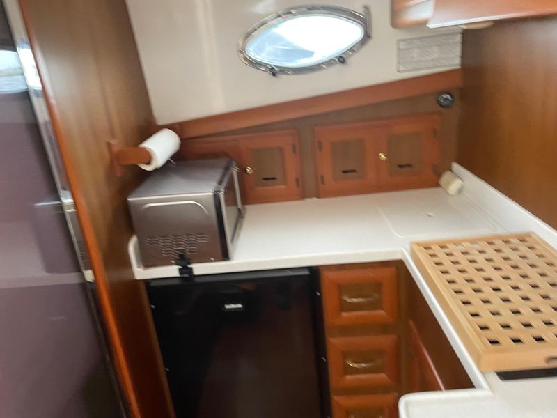 2006 Mariner 35 Seville Express