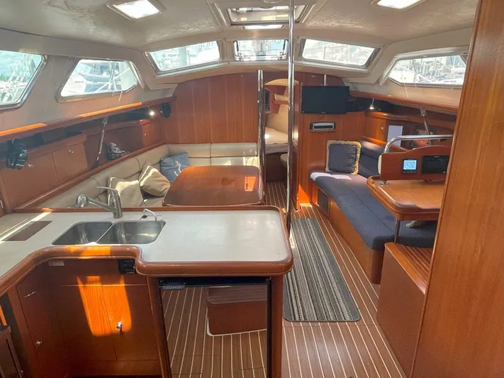 Wind Dancer Yacht Photos Pics 