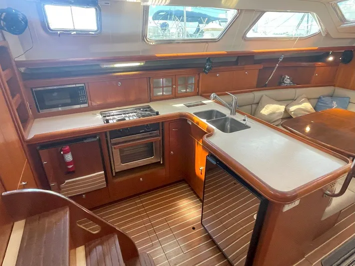 Wind Dancer Yacht Photos Pics 