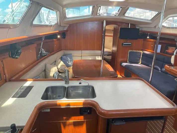 Wind Dancer Yacht Photos Pics 