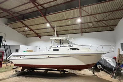 1998 Rodman 790 Fisher Sport