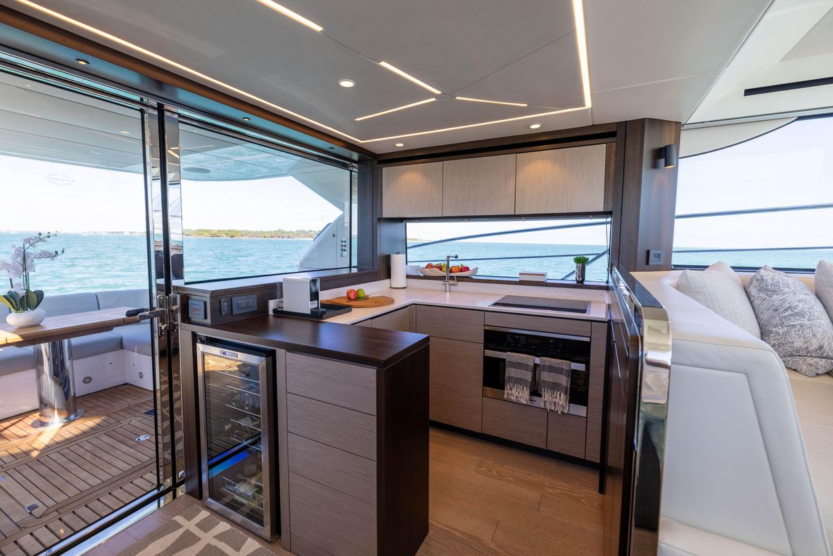2021 Sunseeker 55 
