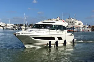 2015 Prestige 420S