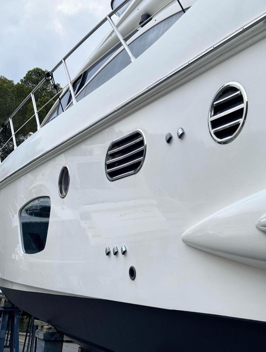 2008 Azimut 46 