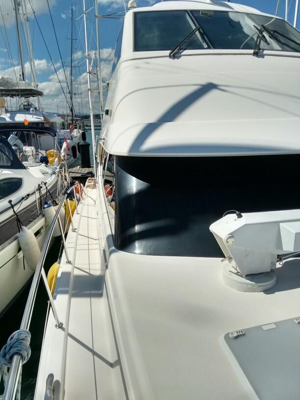 2004 Riviera 64 