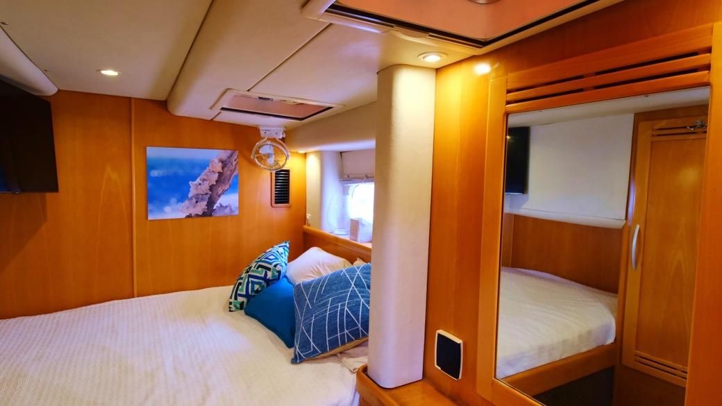 2004 Leopard 62 