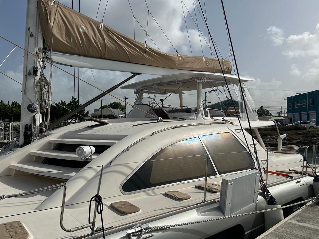 2004 Leopard 62 