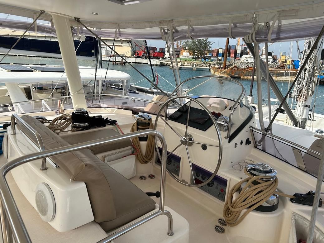 2004 Leopard 62 
