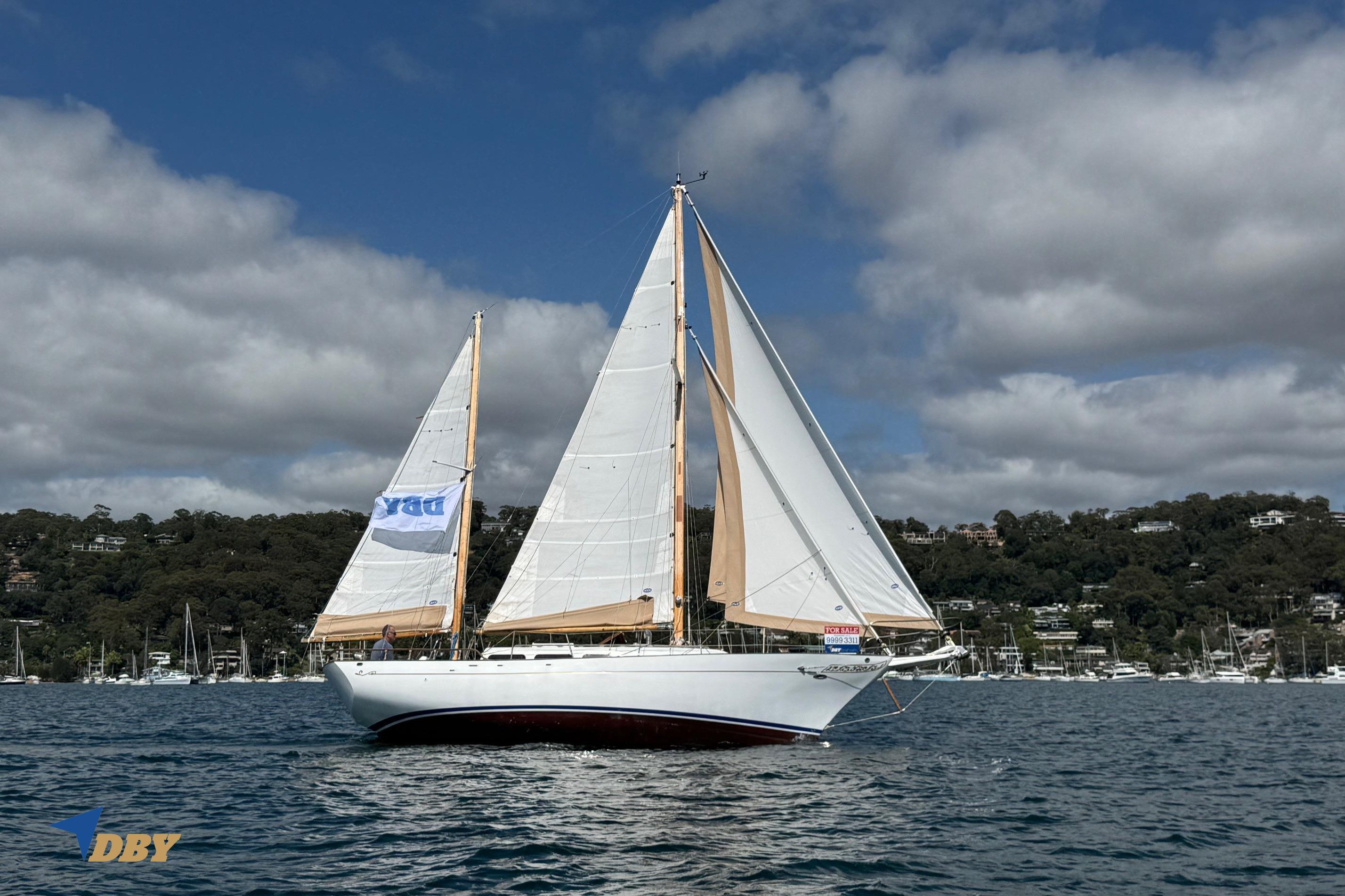 Cheoy Lee Clipper 33