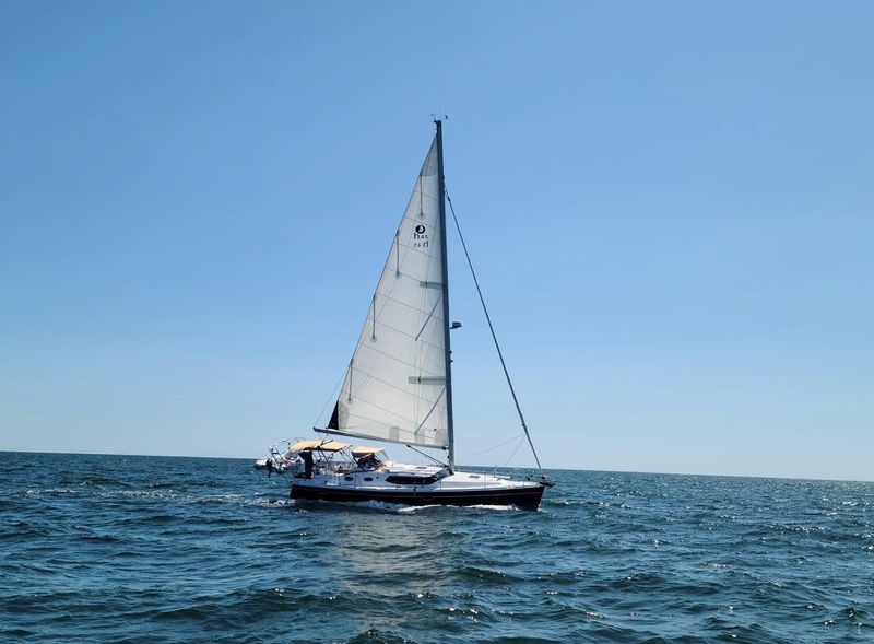 2012 Hunter 45 Deck Salon