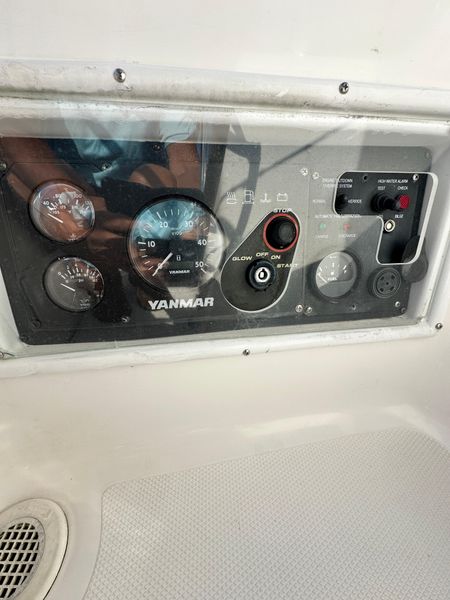 2012 Hunter 45 Deck Salon