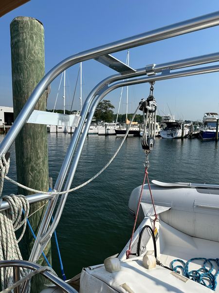 2012 Hunter 45 Deck Salon