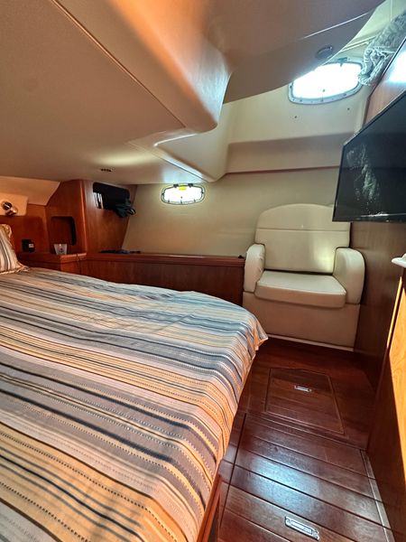 2012 Hunter 45 Deck Salon