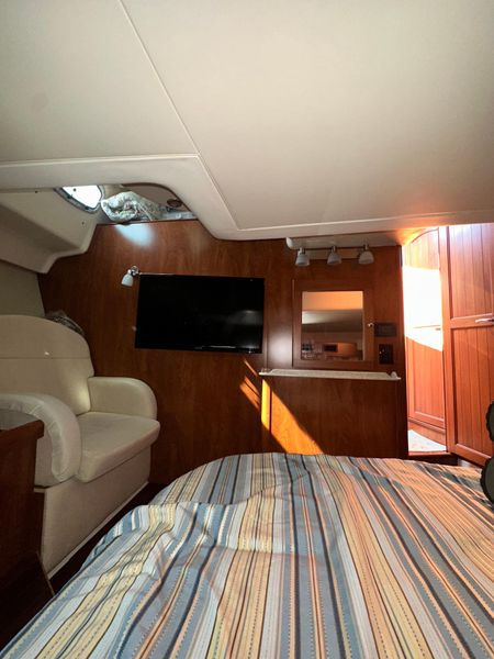 2012 Hunter 45 Deck Salon