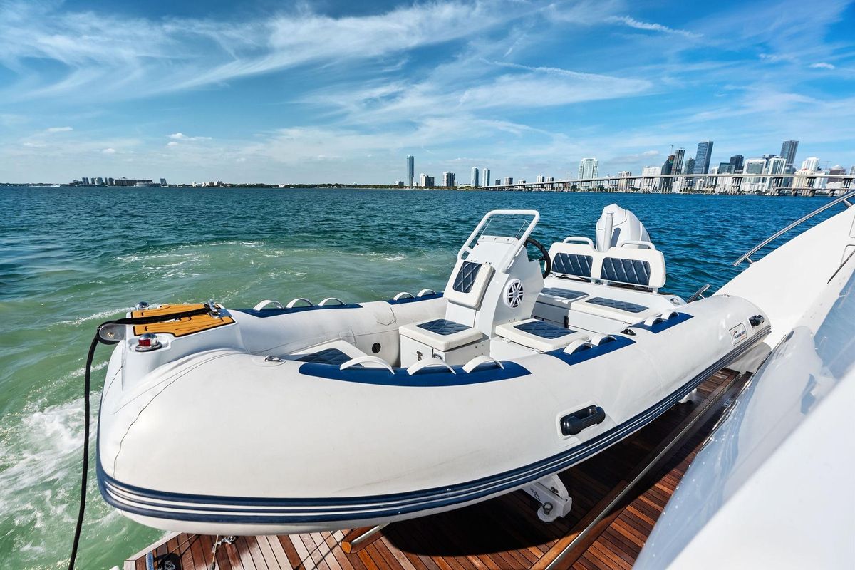2021 Azimut 78 