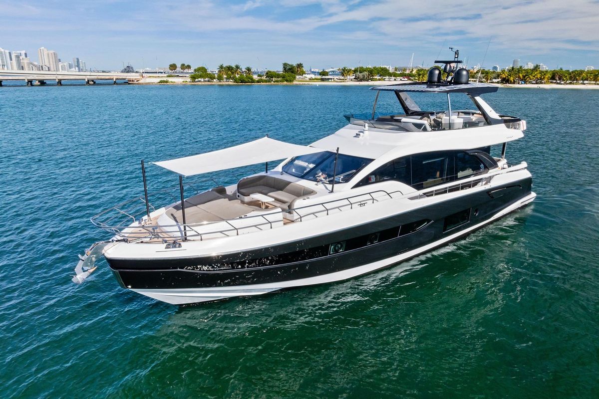 2021 Azimut 78 