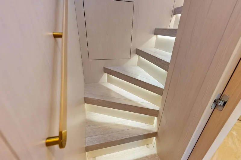  Yacht Photos Pics Staircase with ambient lighting on 2021 Azimut Fly 78 yacht interior.