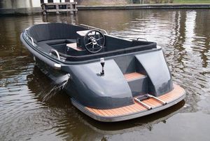 2023 Primeur 570 Tender