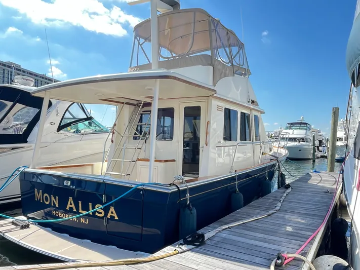 Mon Alisa Yacht Photos Pics 2004 Sabre 36 Sedan yacht docked at marina, Hoboken, NJ.