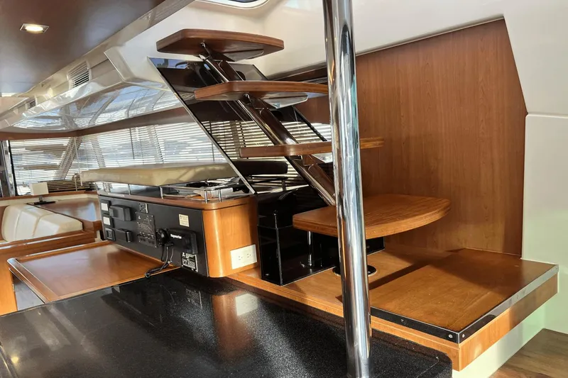 Packer Fan Yacht Photos Pics 