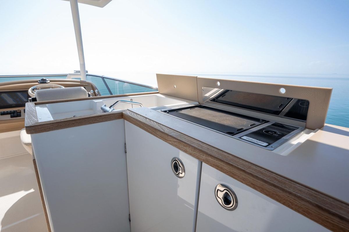 2019 Monte Carlo Yachts 60 