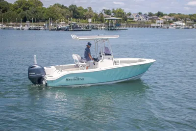 NauticStar 2102 Legacy