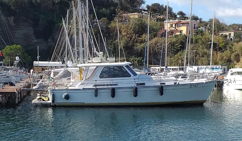 Mayero Yacht Photos Pics Sabre 42 Express profile