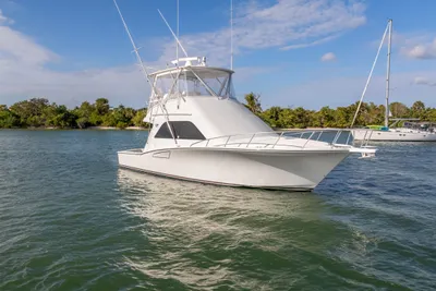 2011 Cabo 40 Flybridge