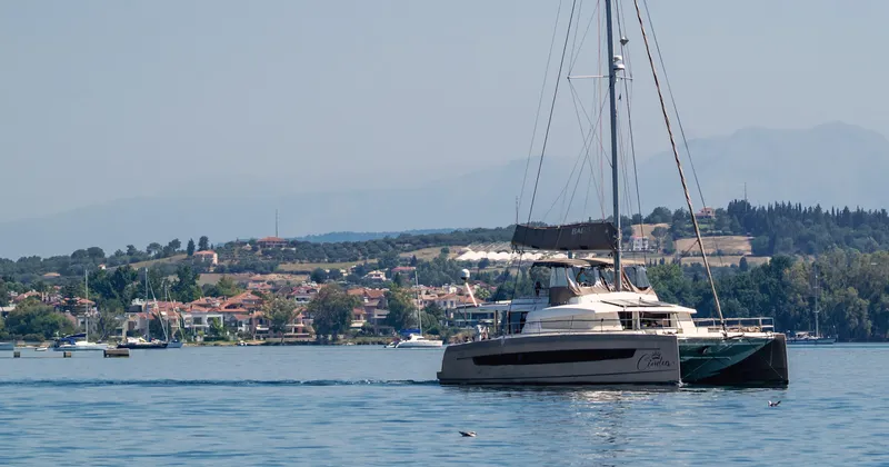 Cinders Yacht Photos Pics 