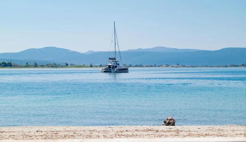 Cinders Yacht Photos Pics 