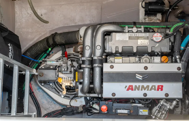 Cinders Yacht Photos Pics 