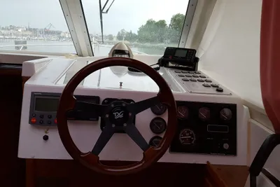 1995 Saga 32