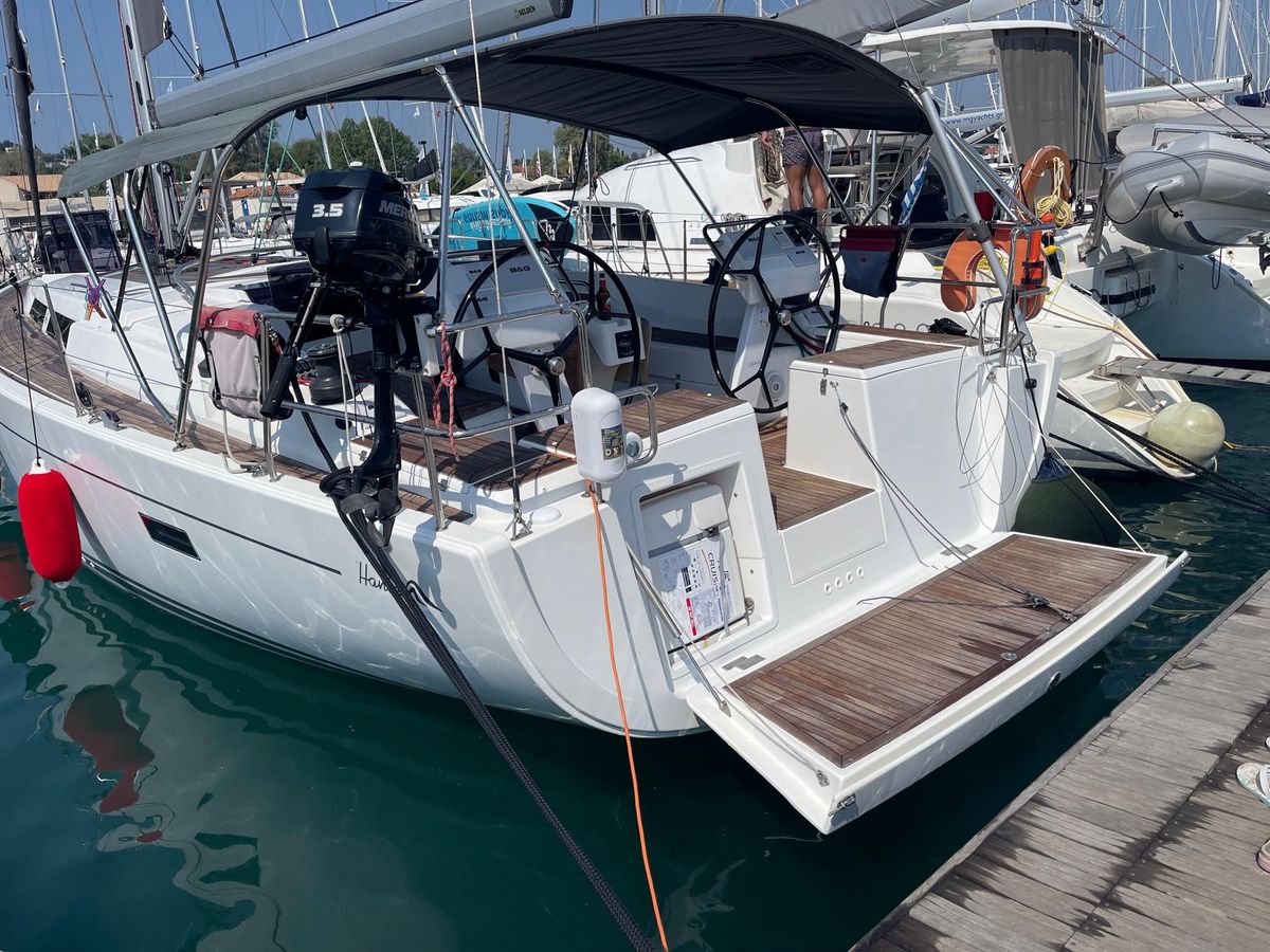 2017 Hanse 45 