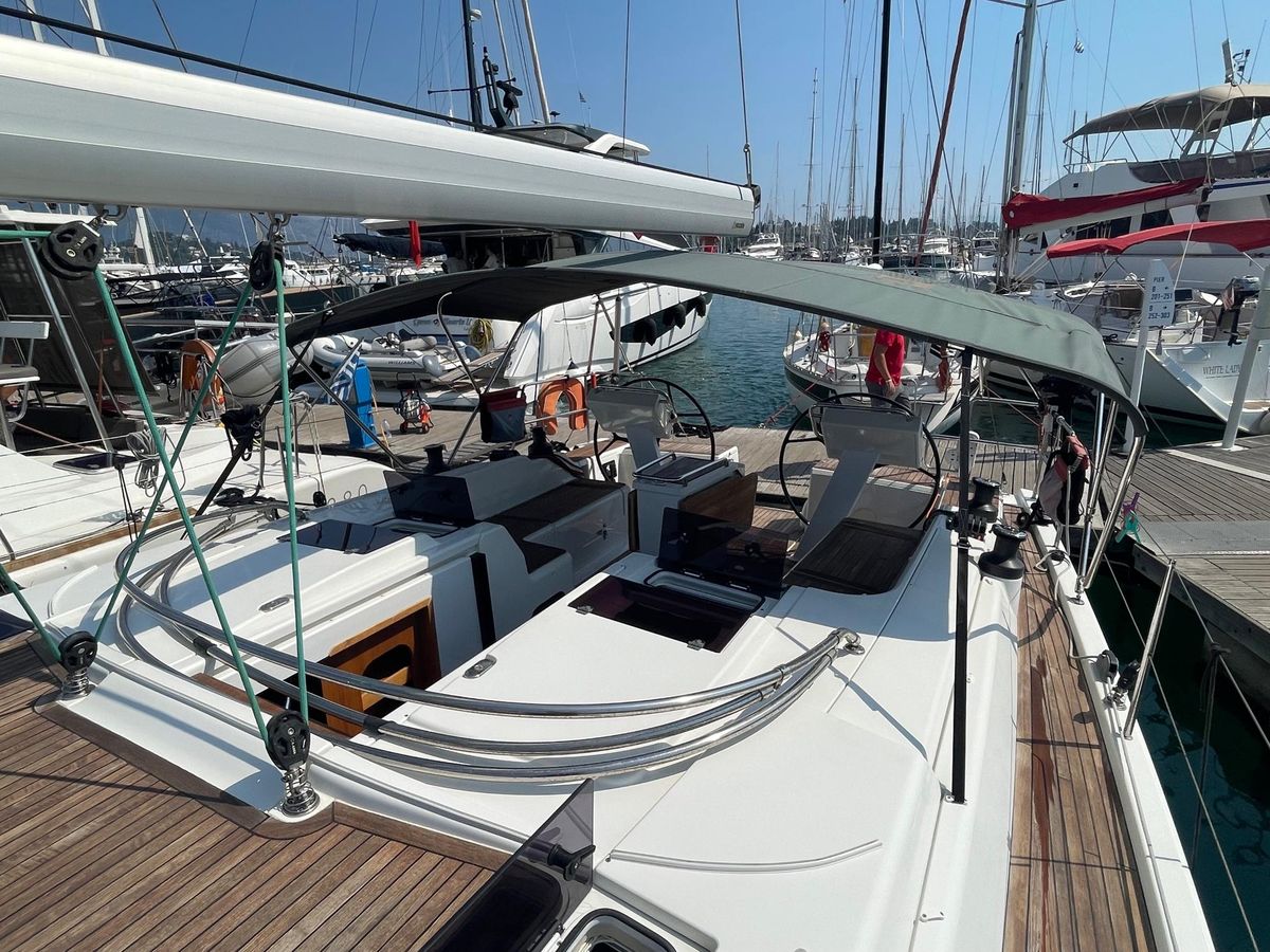 2017 Hanse 45 