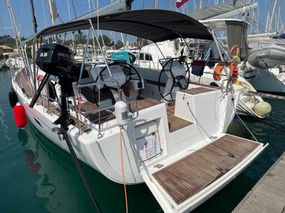 Yacht