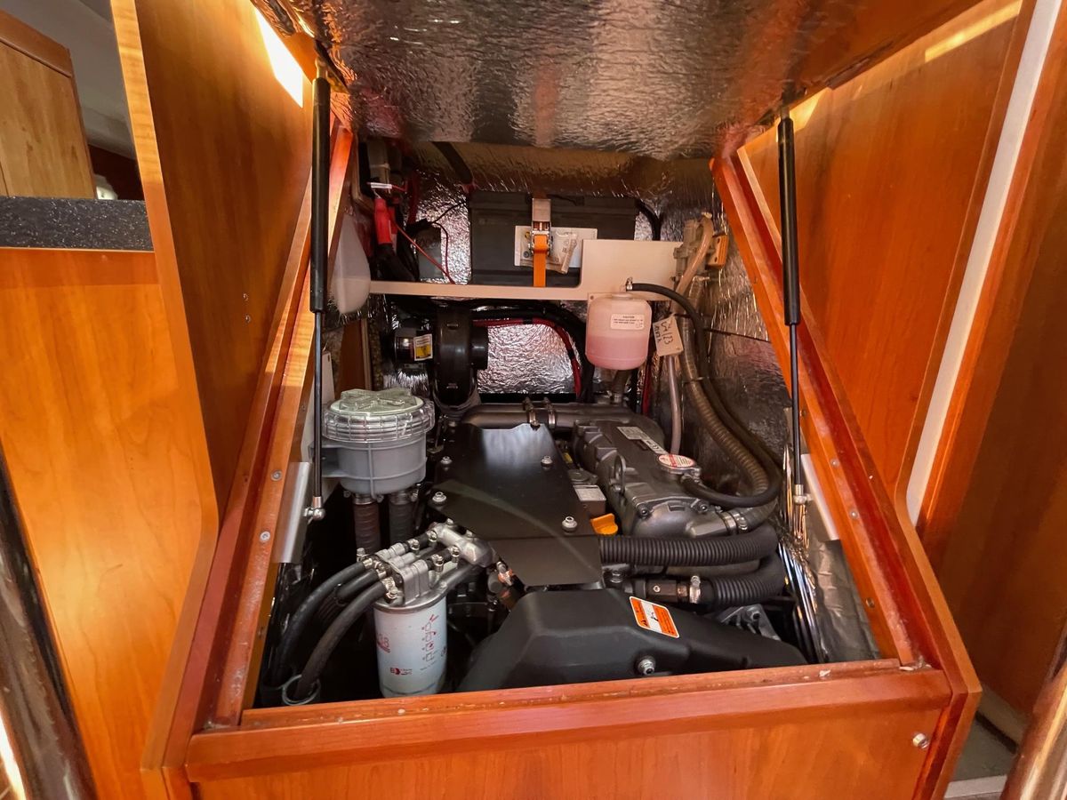 2017 Hanse 45 