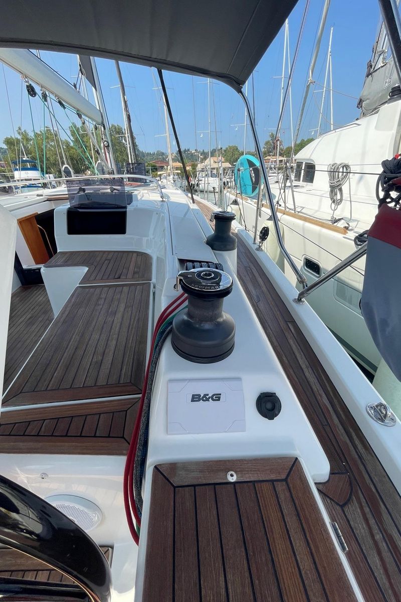 2017 Hanse 45 