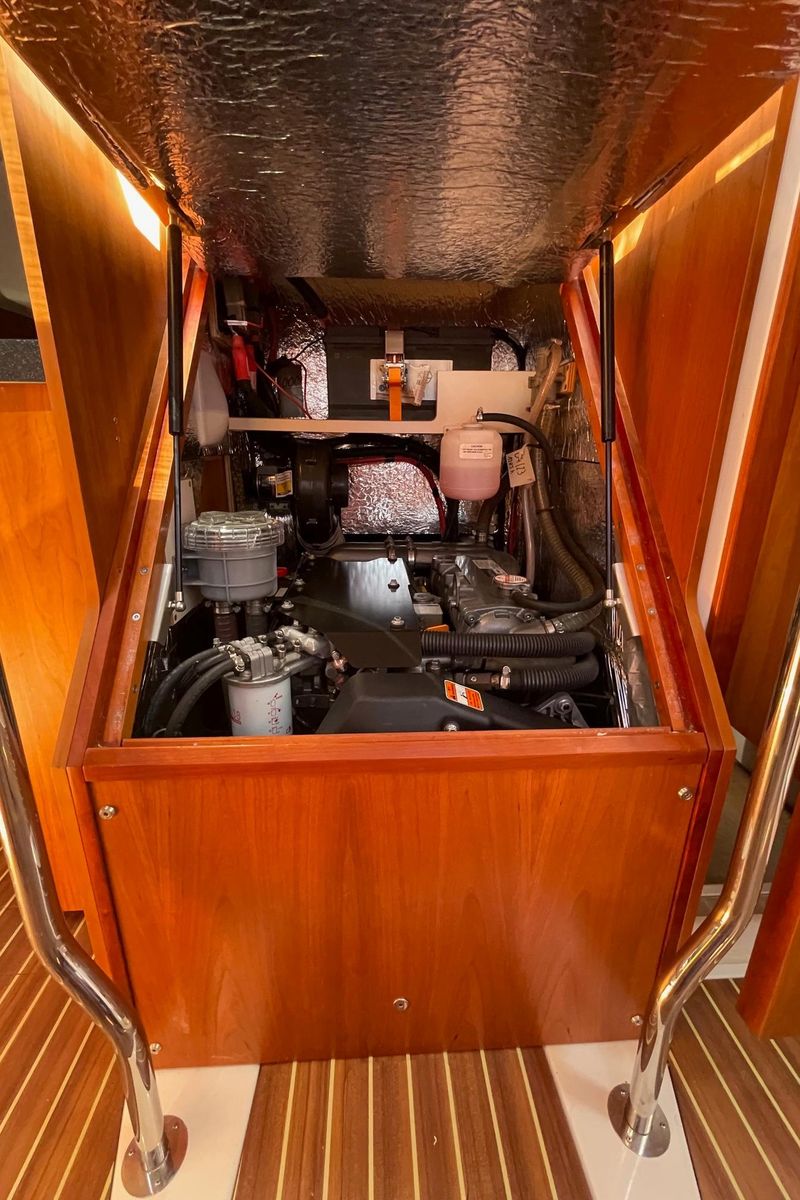 2017 Hanse 45 