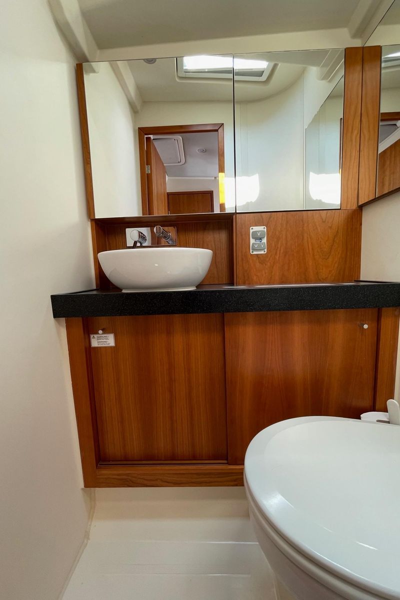 2017 Hanse 45 