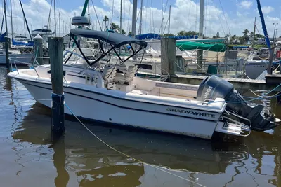 Grady-White Seafarer 226