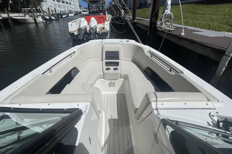 R & R Yacht Photos Pics 