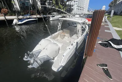 Boston Whaler 270 Vantage