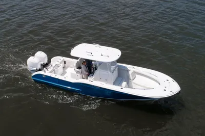 Buddy Davis 28 Center Console
