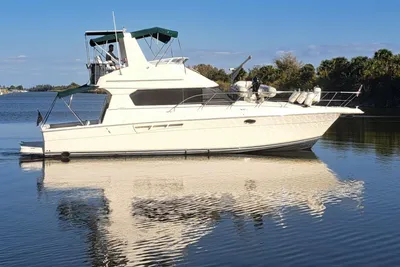 Silverton 42 Convertible