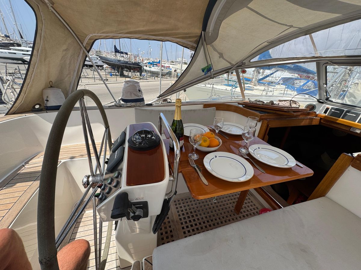 2004 Hallberg-Rassy 48 