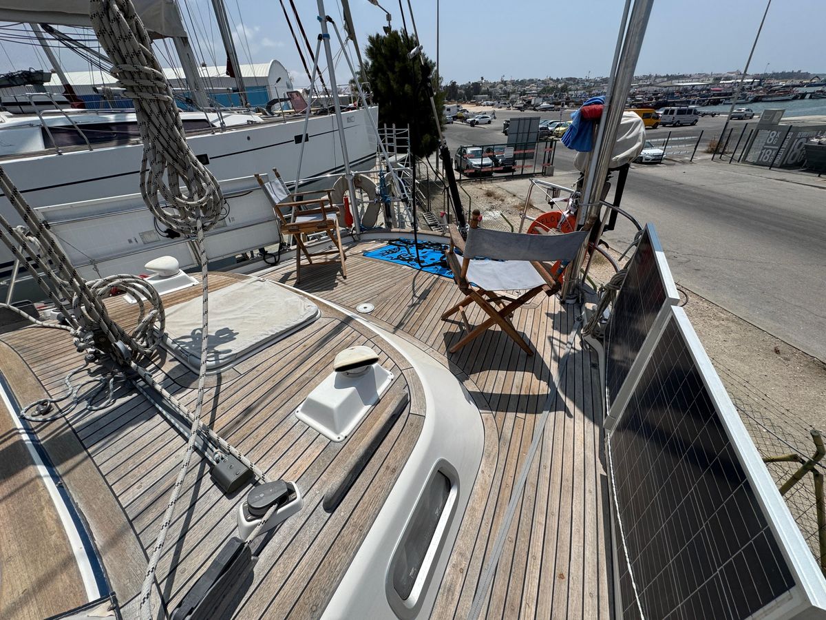 2004 Hallberg-Rassy 48 