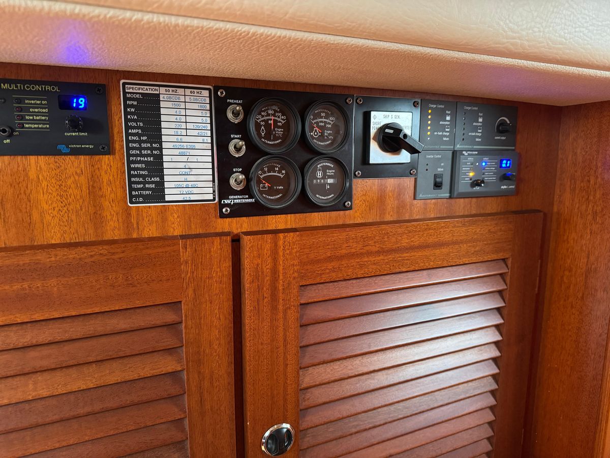 2004 Hallberg-Rassy 48 