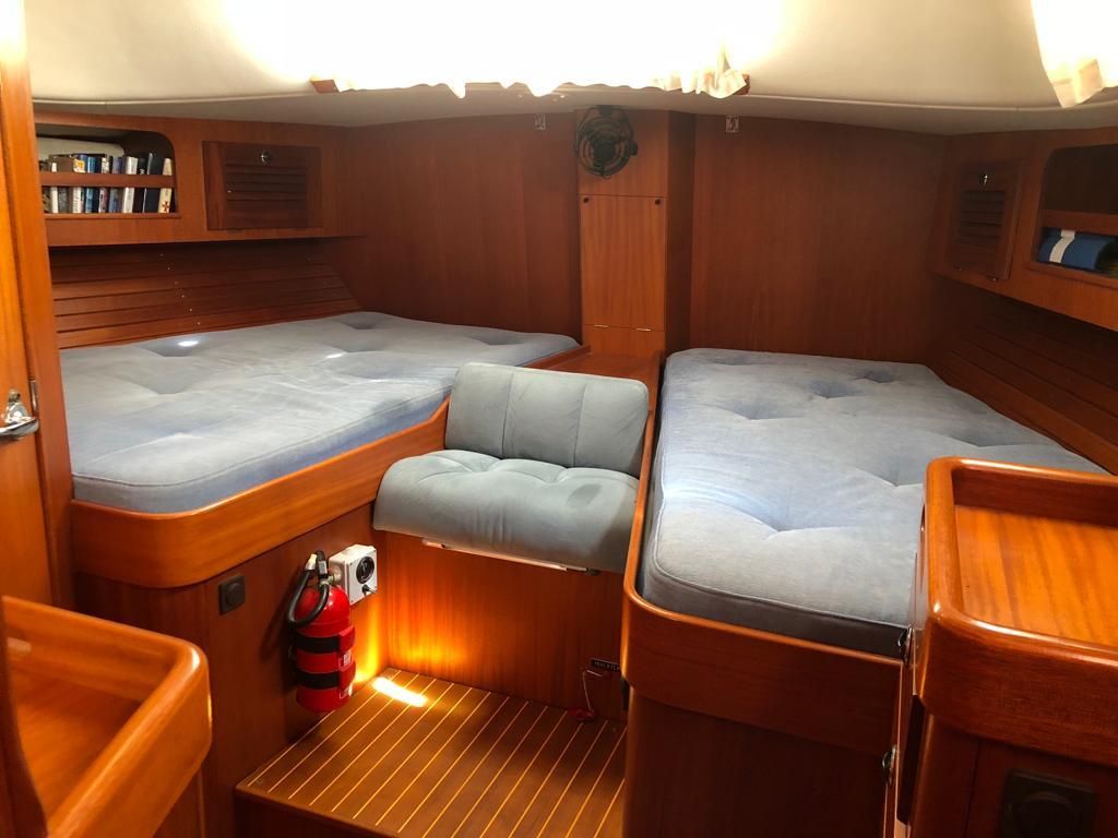 2004 Hallberg-Rassy 48 
